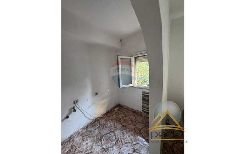 SHITET APARTAMENT TE MYSLYM SHYRI TIRANË