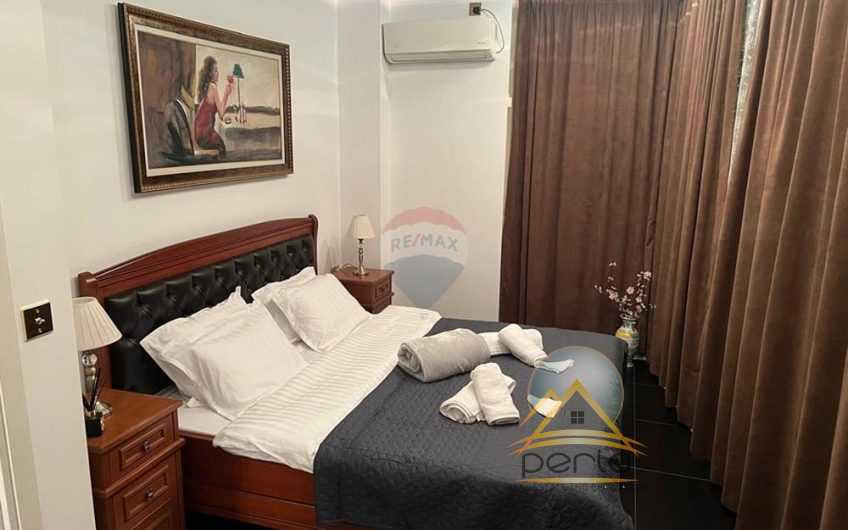 JEPET DUPLEX PER QIRA TE  QENDRA KRISTAL CENTER