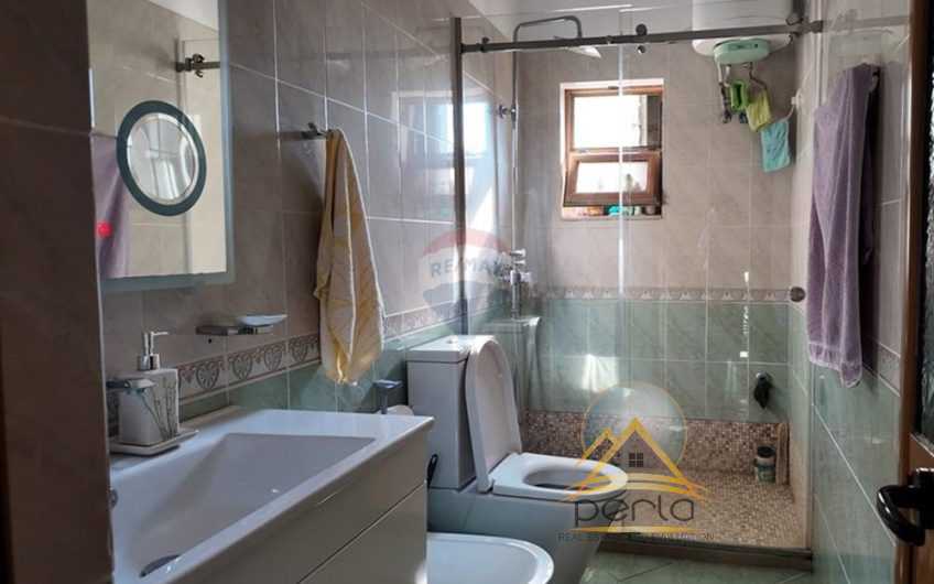 SHITET VILË TE RRUGA SHEFQET KUKA FRESK TIRANË