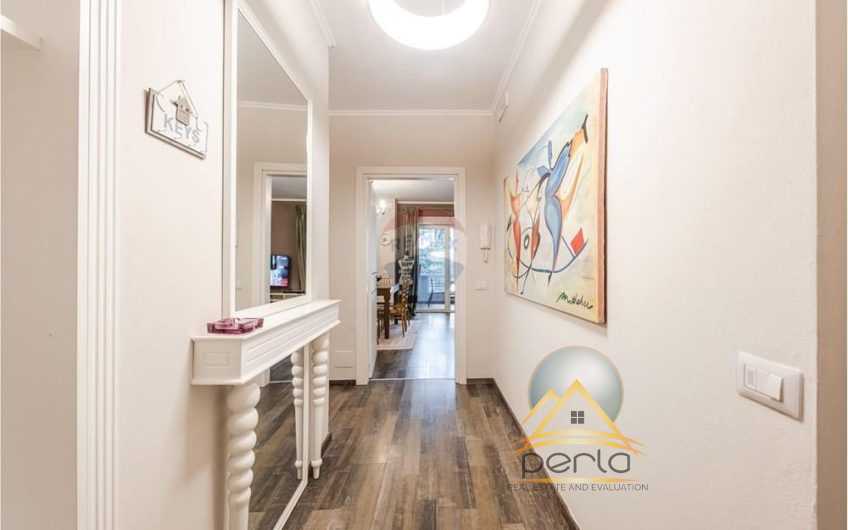 Apartament modern 2+1+2 te Liqeni i Thate.