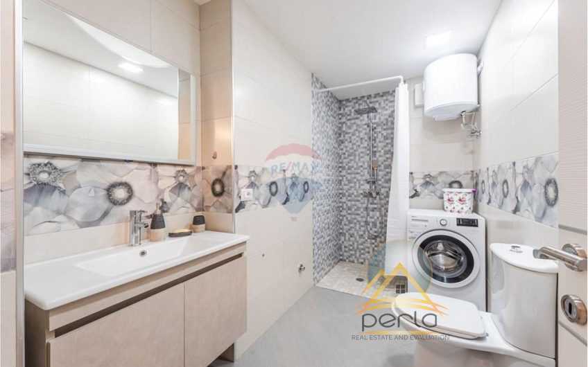 Apartament modern 2+1+2 te Liqeni i Thate.