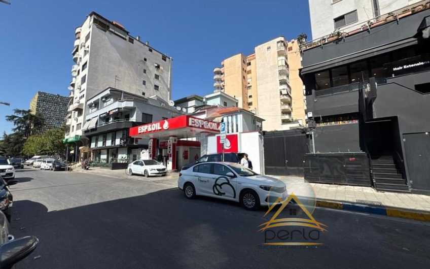 Zyrë – Për Qira – Rruga Nikolla Tupe, Blloku, Tiranë