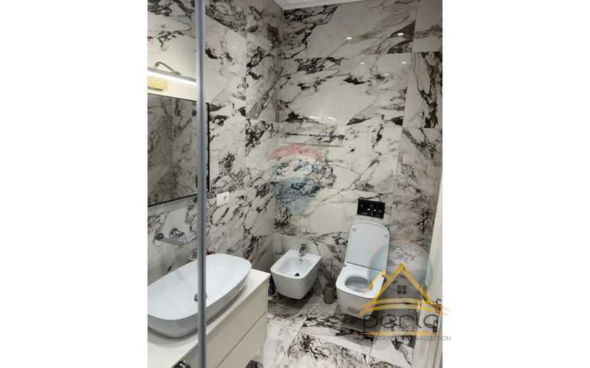 Jepet apartament 3+1+2 me qira tek Zogu i Zi Foleja Gjelbert.