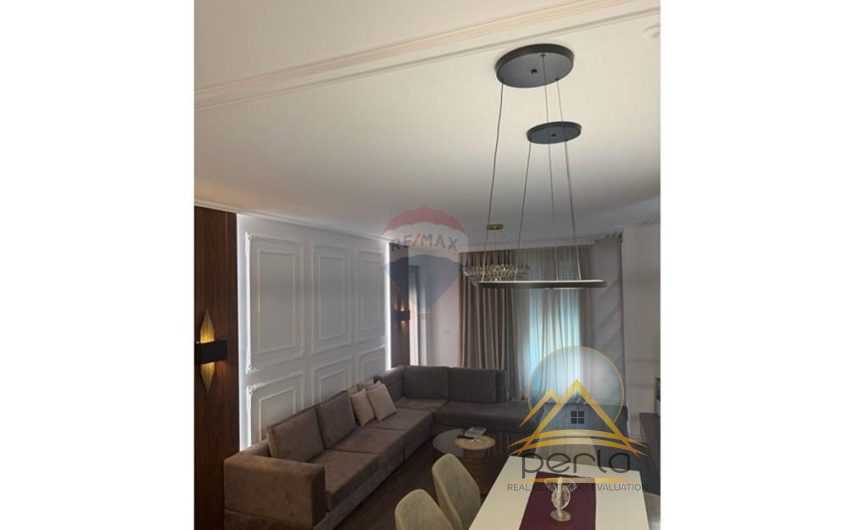 Jepet apartament 3+1+2 me qira tek Zogu i Zi Foleja Gjelbert.