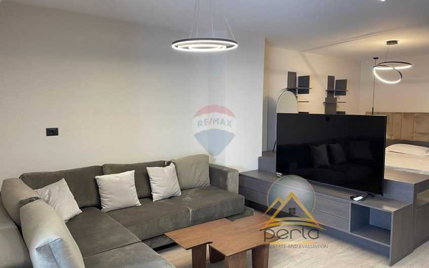 JEPET APARTAMENT  ME QIRA TE 9 KATËSHET TIRANË QËNDER