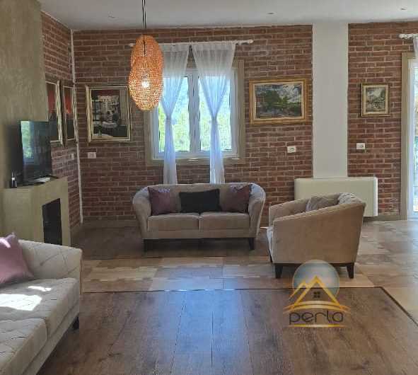 SHITET VILE NE MULLET TE AUTOSTRADA TIRANE ELBASAN