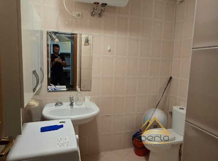 Apartament – Për Qira – Komuna e Parisit, Tiranë