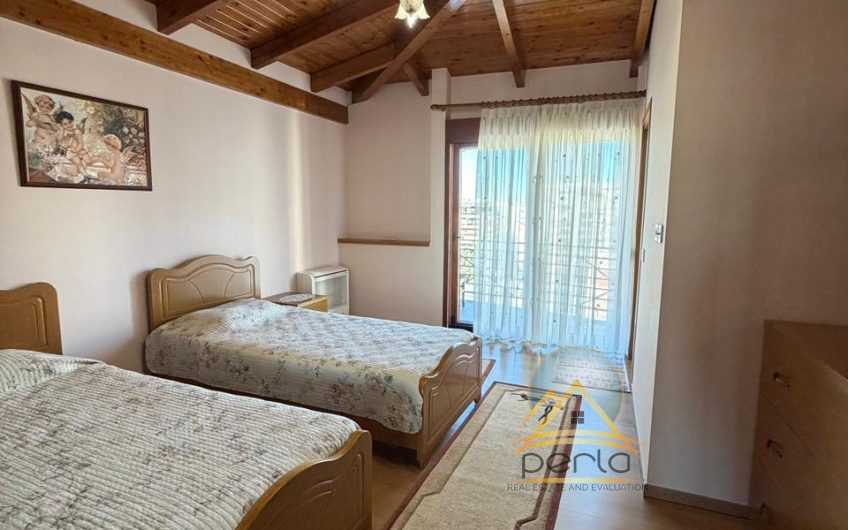 Penthouse 2+1+2 + Garazh – Për Qira – Garda, Tiranë