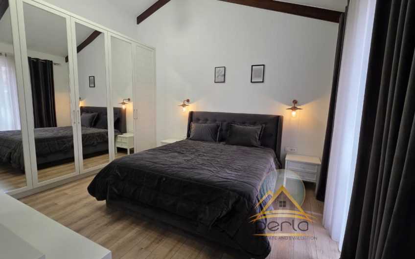 Penthouse me qira, Secret Garden