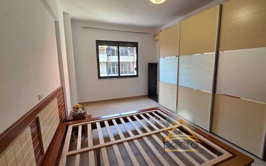 🏡 SHITET APARTAMENT 2+1 – Rruga “Frang Bardhi”, Tiranë