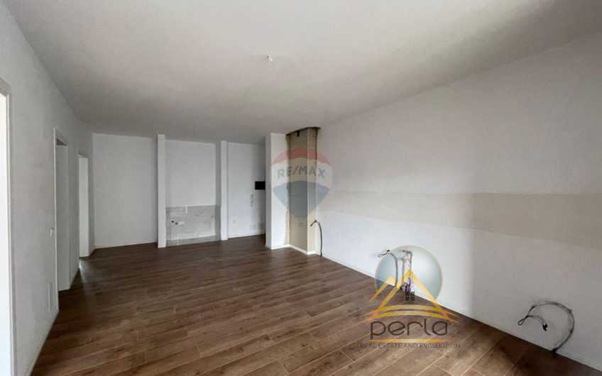 SHITET APARTAMENT 2+1+2 BULEVARDI I RI