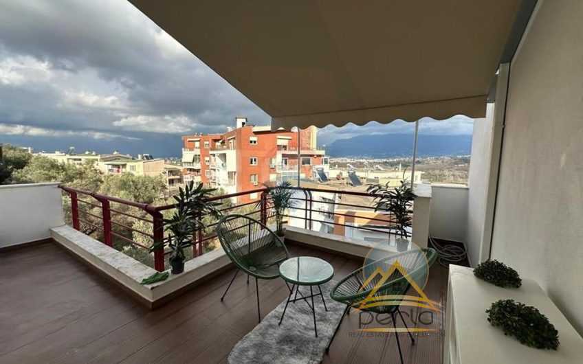 Shitet apartament 2+1+2 te Kompleksi FZ