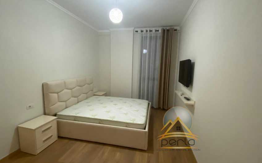 🏠 Apartament 1+1 me Qira – Shkolla e Kuqe, Tiranë