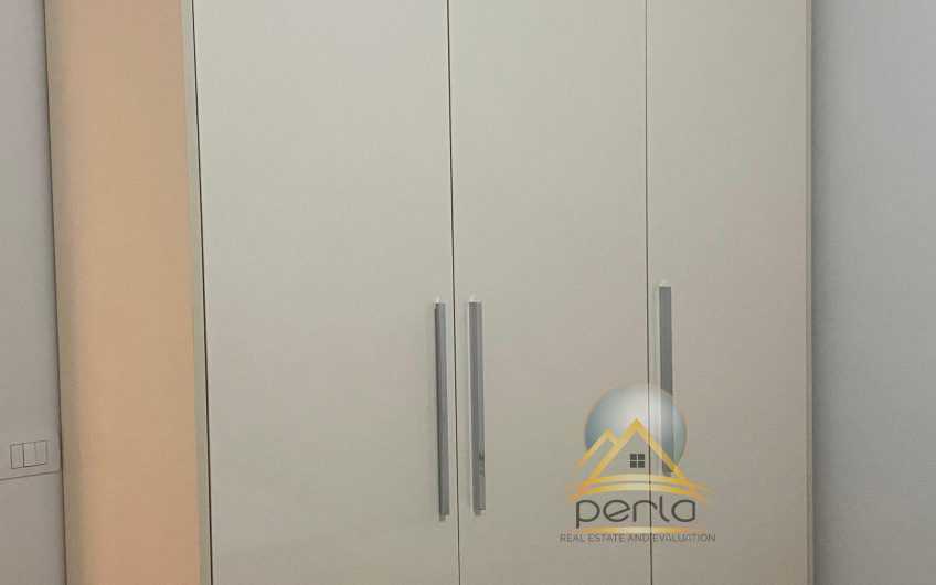 🏠 Apartament 1+1 me Qira – Shkolla e Kuqe, Tiranë