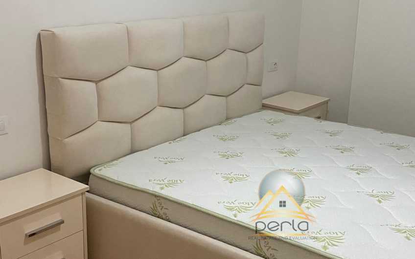 🏠 Apartament 1+1 me Qira – Shkolla e Kuqe, Tiranë