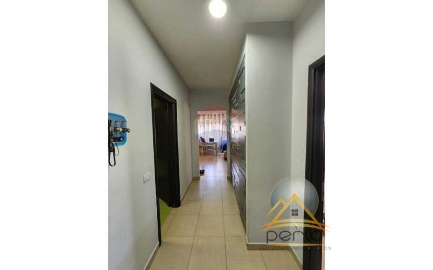 Apartament 2+1 per shitje te Cristal Center!