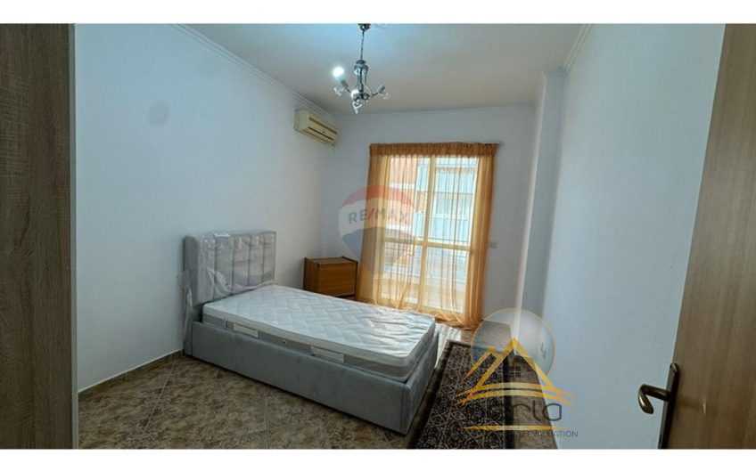 Apartament 2+1 per qira te Komuna e Parisit