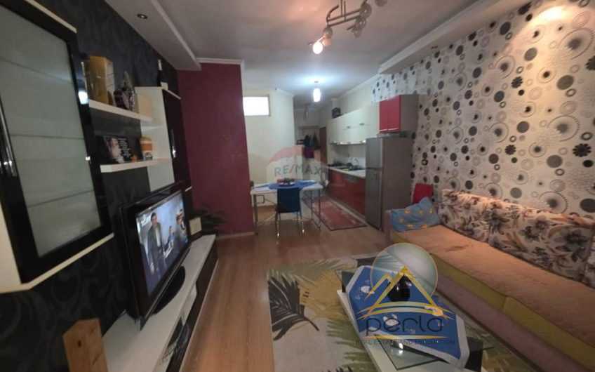 Shitet Apartament 2+1 në Astir