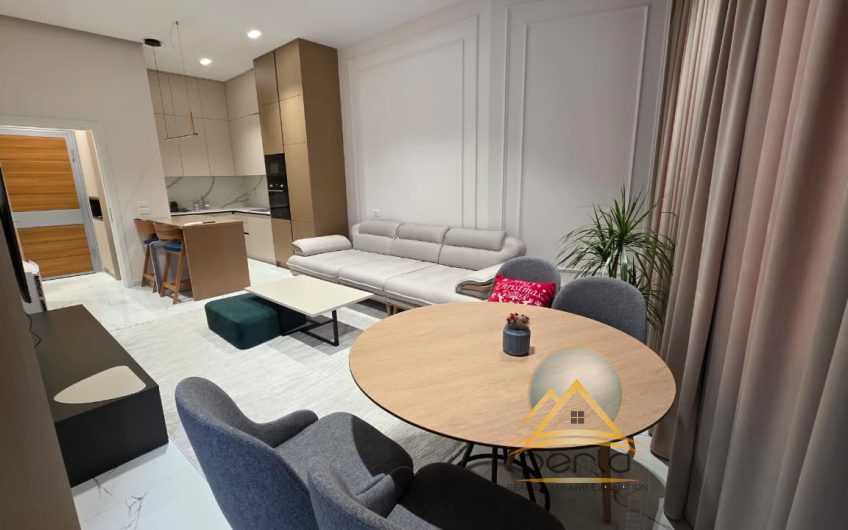 Apartament me qira, prane qendres