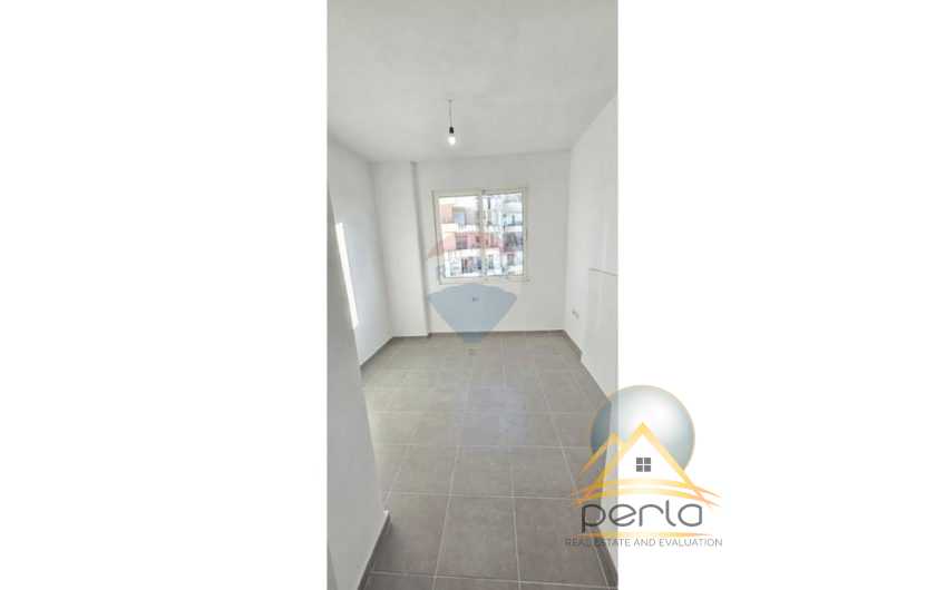 SHITET APARTAMENT NE ASTIR  PRANE VILES L