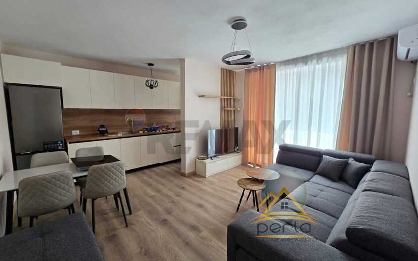 Apartament me qira, Vasil Shanto Tirane