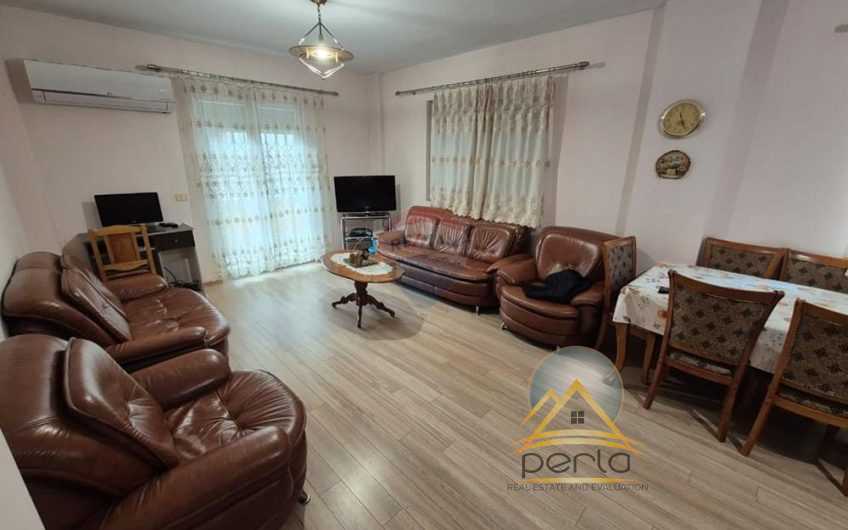 JEPET APARTAMNET PER QIRA  2+1 TE KOMUNA E PARISIT
