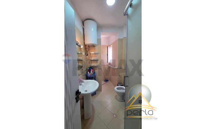 Apartament – Për Qira – Komuna e Parisit, Tiranë