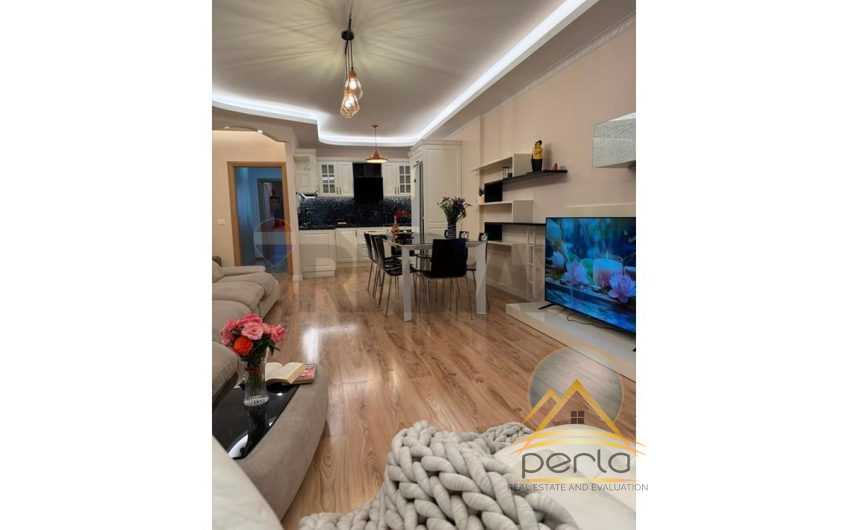 JEPET APARTAMENT PER QIRA 2+1 TE KOMUNA E PARISIT
