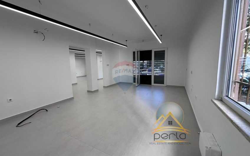 Dyqan – Për Qira – Blloku Gintash, Tiranë