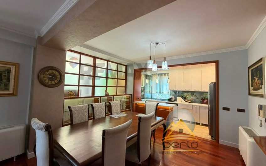Apartament 3+1 me Qira ne Bllok