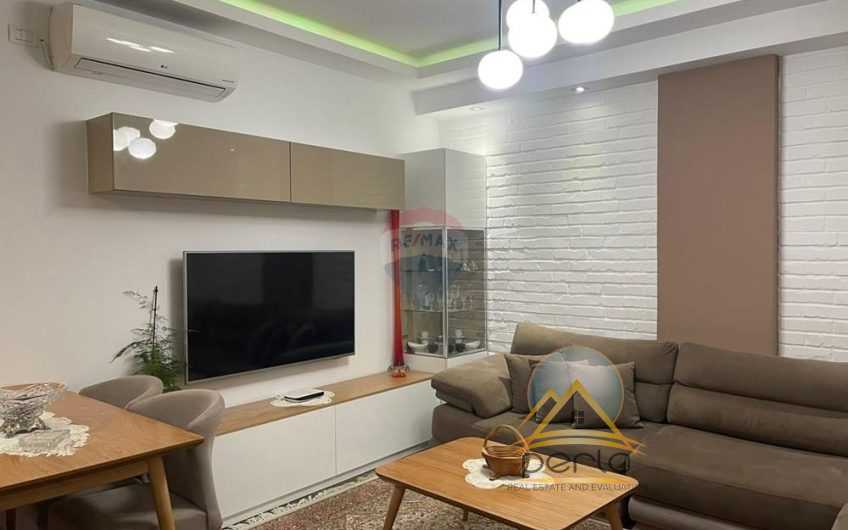 Apartament – Për Qira – KMY, Tiranë