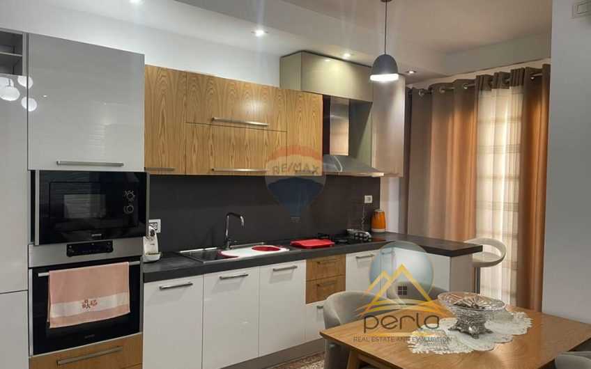 Apartament – Për Qira – KMY, Tiranë