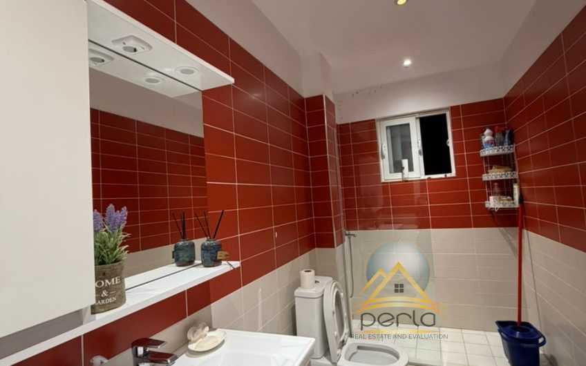 Apartament per qira 2+1+2