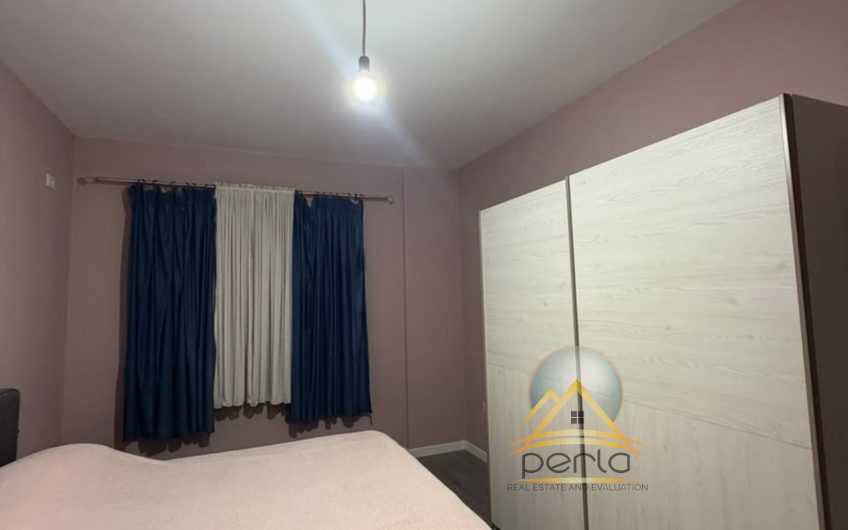 Apartament per qira 2+1+2