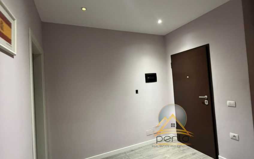 Apartament per qira 2+1+2
