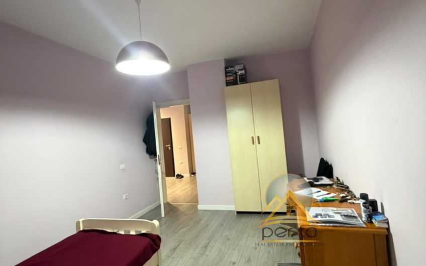 Apartament per qira 2+1+2