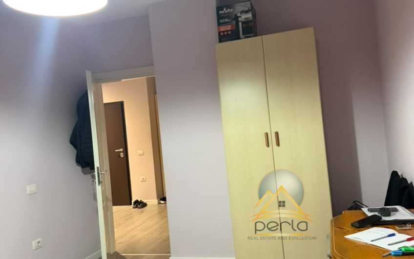 Apartament per qira 2+1+2